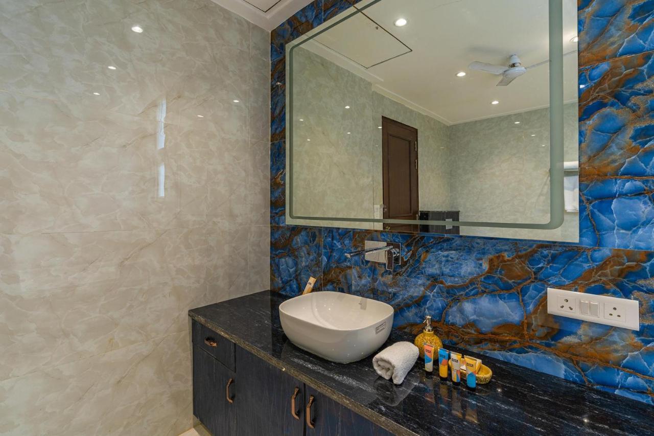 Stayvista At Blanc Belle With Outdoor Pool Sohna Εξωτερικό φωτογραφία