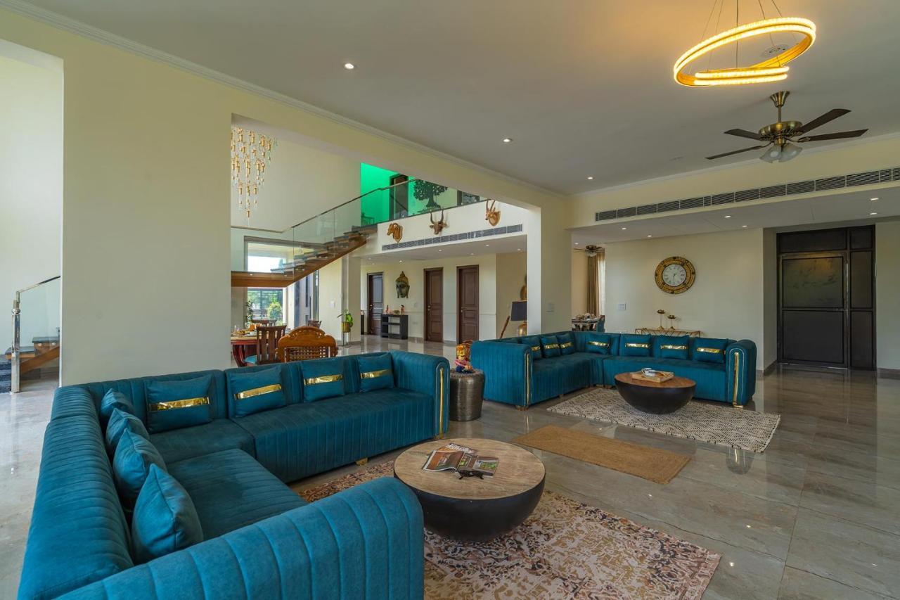 Stayvista At Blanc Belle With Outdoor Pool Sohna Εξωτερικό φωτογραφία