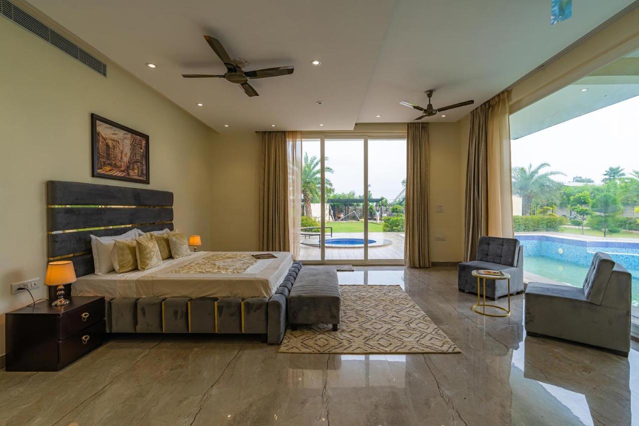 Stayvista At Blanc Belle With Outdoor Pool Sohna Εξωτερικό φωτογραφία